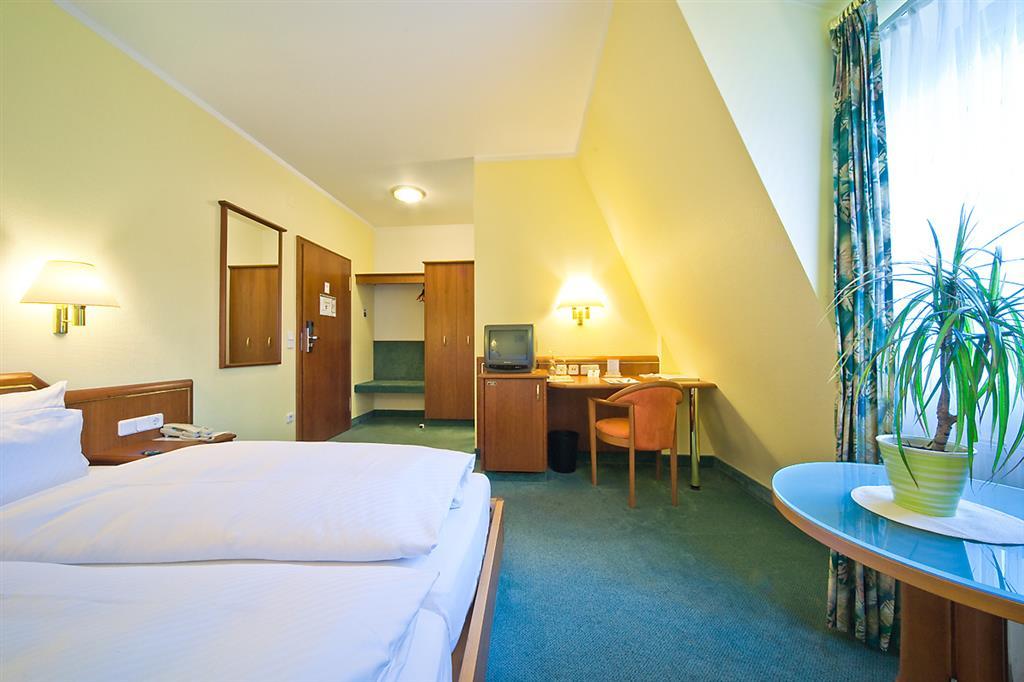 Hotel Weisses Lamm Veitshöchheim Chambre photo